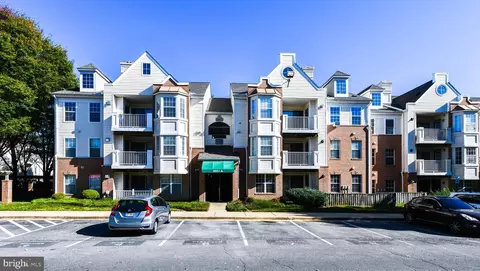 8951 A Town Center Cir #3-103, Marlboro, MD 20774