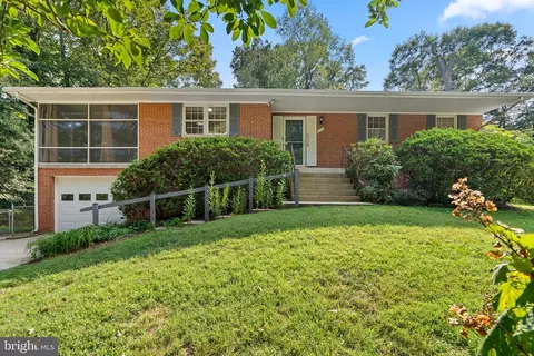 1117 Centennial Dr, Fort Washington, MD 20744