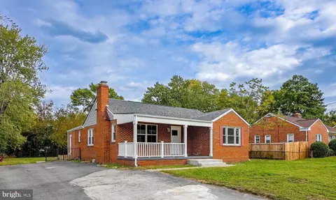 8806 Marquis Ln, Clinton, MD 20735