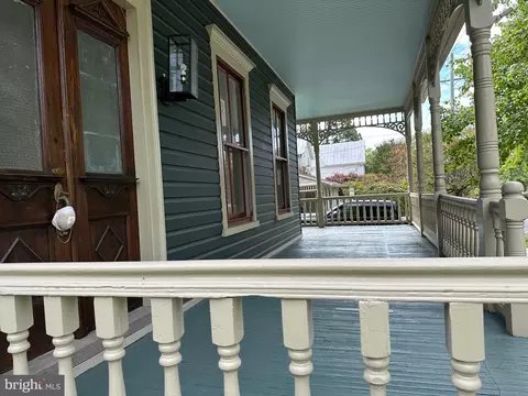 4013 30th St, Mount Rainier, MD 20712 photo 2
