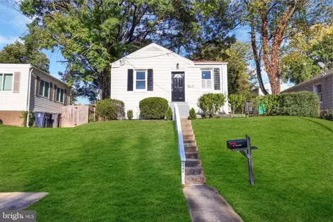 4906 Leroy Gorham Dr, Capitol Heights, MD 20743