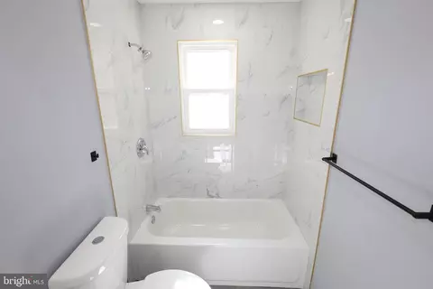 Bath - 4103 Maple, Suitland, MD 20746 photo 4 of 8