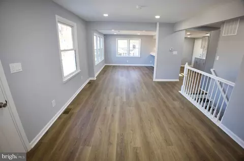 Living - 4103 Maple, Suitland, MD 20746 photo 6 of 10