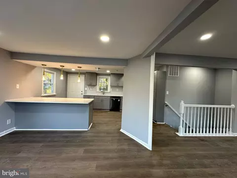 Entry Way - 4103 Maple, Suitland, MD 20746 photo 1 of 22