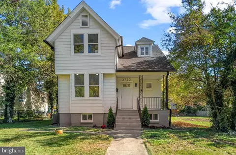 3723 Cottage Ter, Brentwood, MD 20722