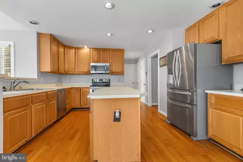 Kitchen - 15101 Jerimiah Ln, Bowie, MD 20721 photo 2 of 4