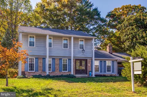 9317 Pine View Ln, Clinton, MD 20735