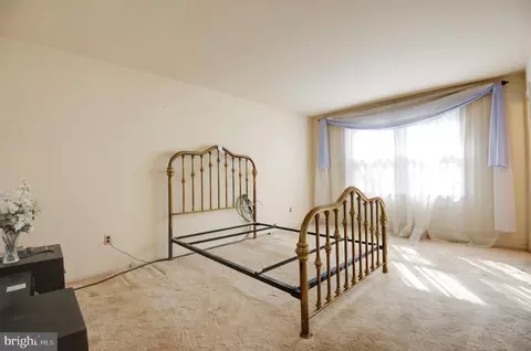 Bedroom - 9317 Pine View Ln, Clinton, MD 20735 photo 5 of 8