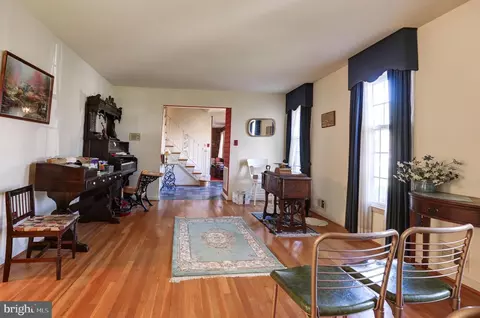 Entry Way - 9317 Pine View Ln, Clinton, MD 20735 photo 3 of 9