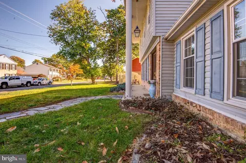 Exterior - 9317 Pine View Ln, Clinton, MD 20735 photo 3 of 13