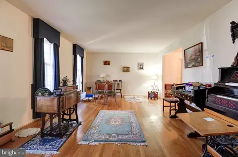 Living - 9317 Pine View Ln, Clinton, MD 20735 photo 1 of 3