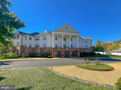 6640 Lake Park #305E, Greenbelt, MD 20770