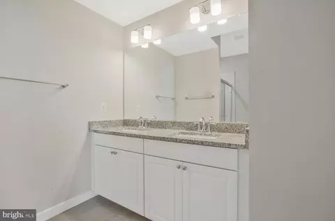 302 Summit Point Blvd, Bowie, MD 20716 photo 10