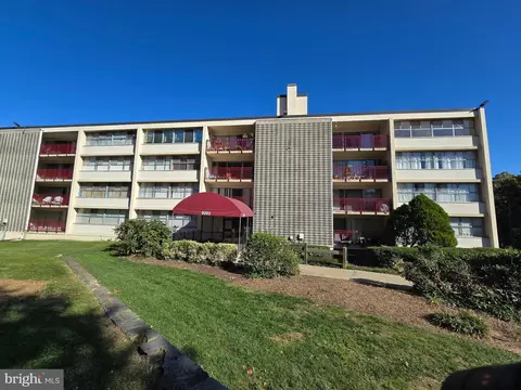 9203 New Hampshire Ave #406, Silver Spring, MD 20903