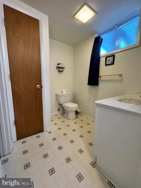 1111 Beall Pl, Laurel, MD 20707 photo 36