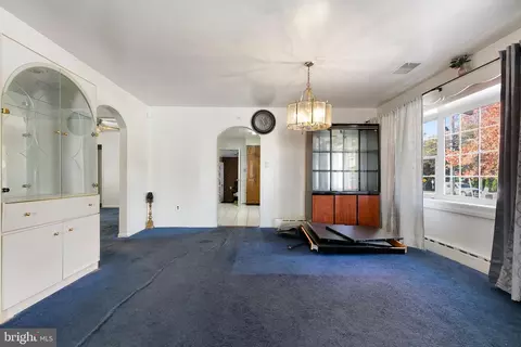 9331 Lanham Severn Rd, Lanham, MD 20706 photo 9