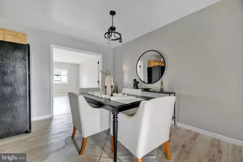 Dining - 7518 Wilhelm Dr, Lanham, MD 20706 photo 1 of 2