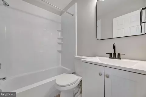 Bath - 7518 Wilhelm Dr, Lanham, MD 20706 photo 2 of 3