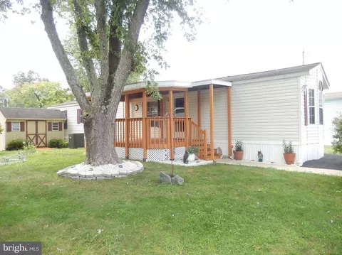 10505 Cedarville Rd #8-4, Brandywine, MD 20613