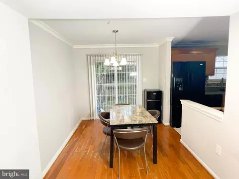 3327 E Glenreed Ct, Lanham, MD 20706 photo 3