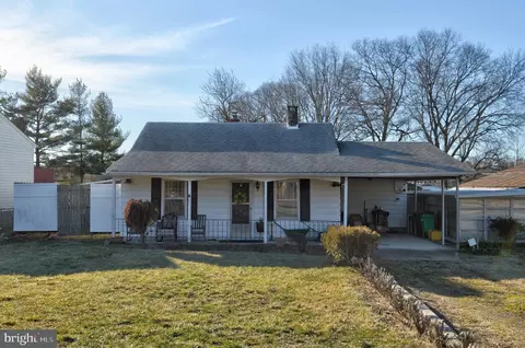 11434 Rosedale Ln, Beltsville, MD 20705