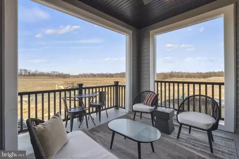 201 Summit Point Blvd, Bowie, MD 20716 photo 26