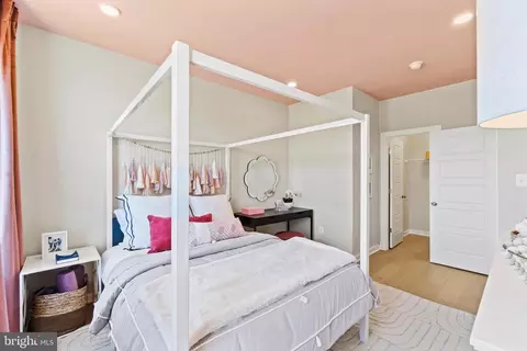 201 Summit Point Blvd, Bowie, MD 20716 photo 44