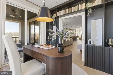 201 Summit Point Blvd, Bowie, MD 20716 photo 24