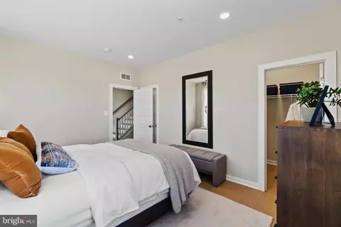 201 Summit Point Blvd, Bowie, MD 20716 photo 8