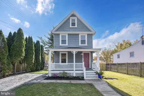 5625 Ruatan St, College Park, MD 20740