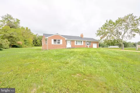 18106 Central Ave, Bowie, MD 20716