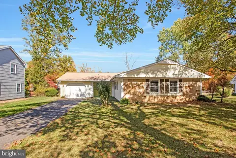 12507 Rambling Ln, Bowie, MD 20715