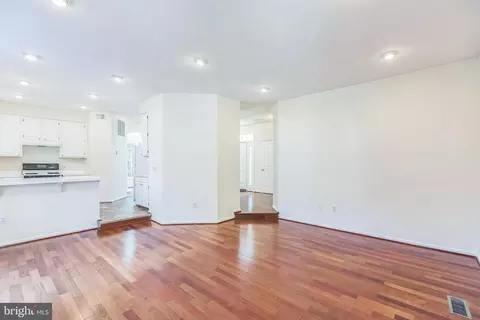 9106 Piper Ridge Ct, Lanham, MD 20706 photo 10