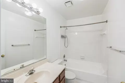 9106 Piper Ridge Ct, Lanham, MD 20706 photo 37
