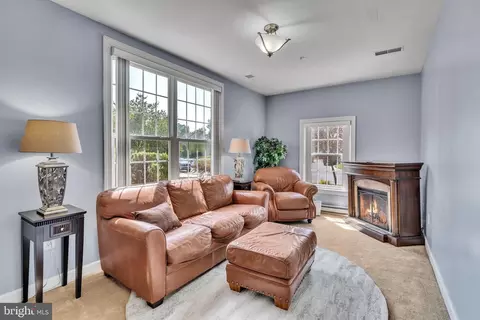 Living - 10204 Everley Ter, Lanham, MD 20706 photo 2 of 6