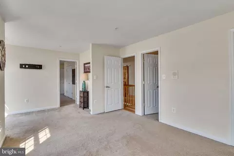 Entry Way - 10204 Everley Ter, Lanham, MD 20706 photo 3 of 4