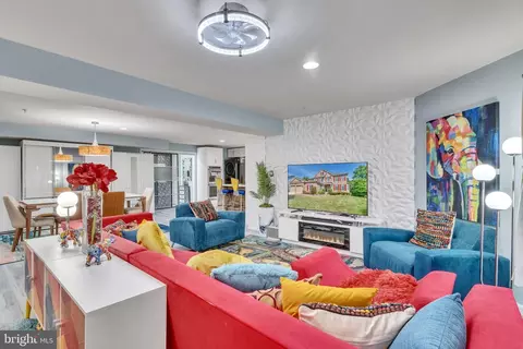 Living - 10204 Everley Ter, Lanham, MD 20706 photo 6 of 6