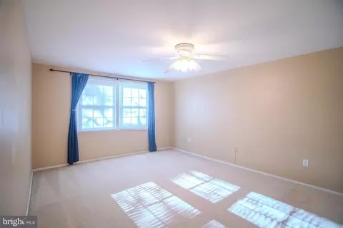 Bedroom - 8815 Gramercy Ln, Laurel, MD 20708 photo 5 of 7