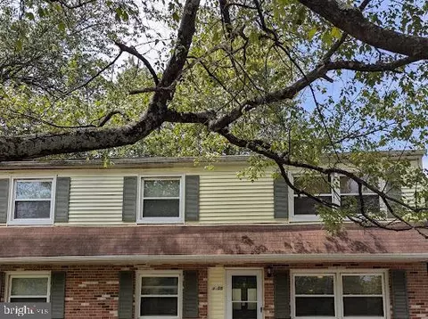 3605 Eyre Dr S, Marlboro, MD 20772