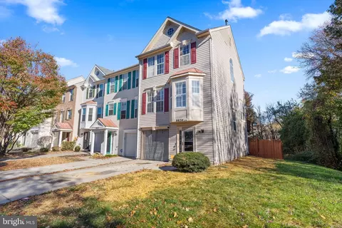 Exterior - 6034 Cedar Post Dr, District Heights, MD 20747 photo 6 of 13