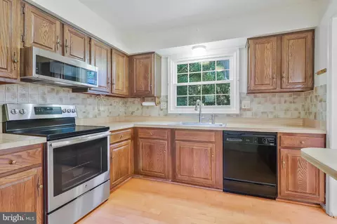 11705 Basswood Dr, Laurel, MD 20708 photo 15