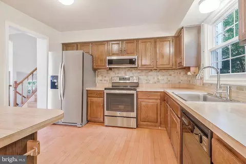 11705 Basswood Dr, Laurel, MD 20708 photo 14