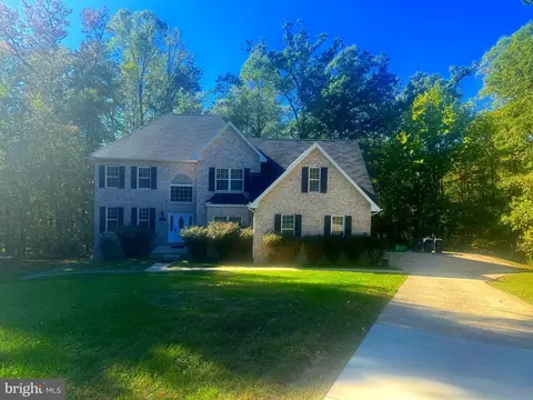 6004 Bradley Ln, Clinton, MD 20735