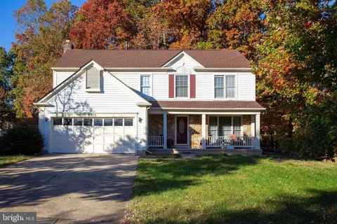 8912 Bovelder Dr, Laurel, MD 20708