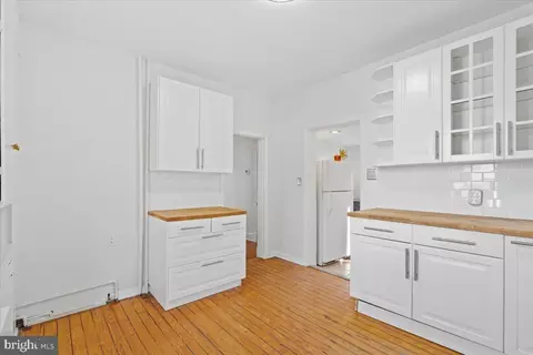 Entry Way - 4010 29th St, Mount Rainier, MD 20712 photo 1 of 2