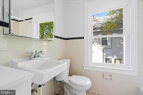 Bath - 4010 29th St, Mount Rainier, MD 20712 photo 1 of 1