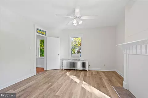 Living - 4010 29th St, Mount Rainier, MD 20712 photo 4 of 4