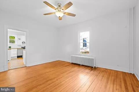 Living - 4010 29th St, Mount Rainier, MD 20712 photo 1 of 4