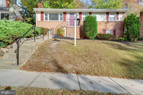3007 Lake, Cheverly, MD 20785