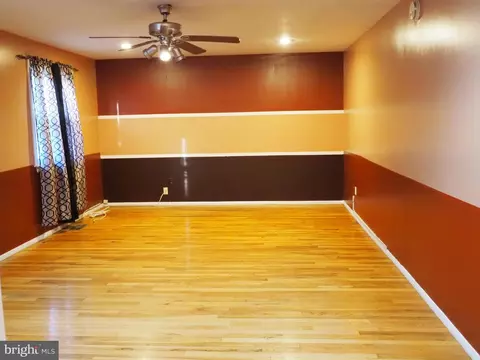 8313 Montpelier Dr, Laurel, MD 20708 photo 3